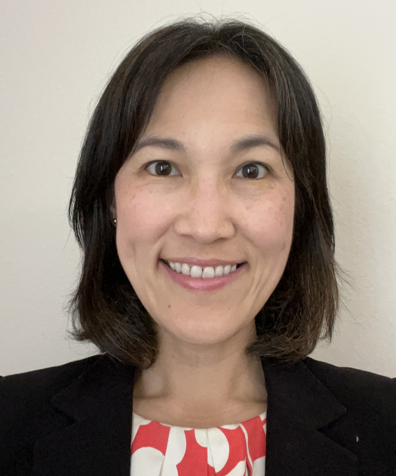 Becky Huang headshot